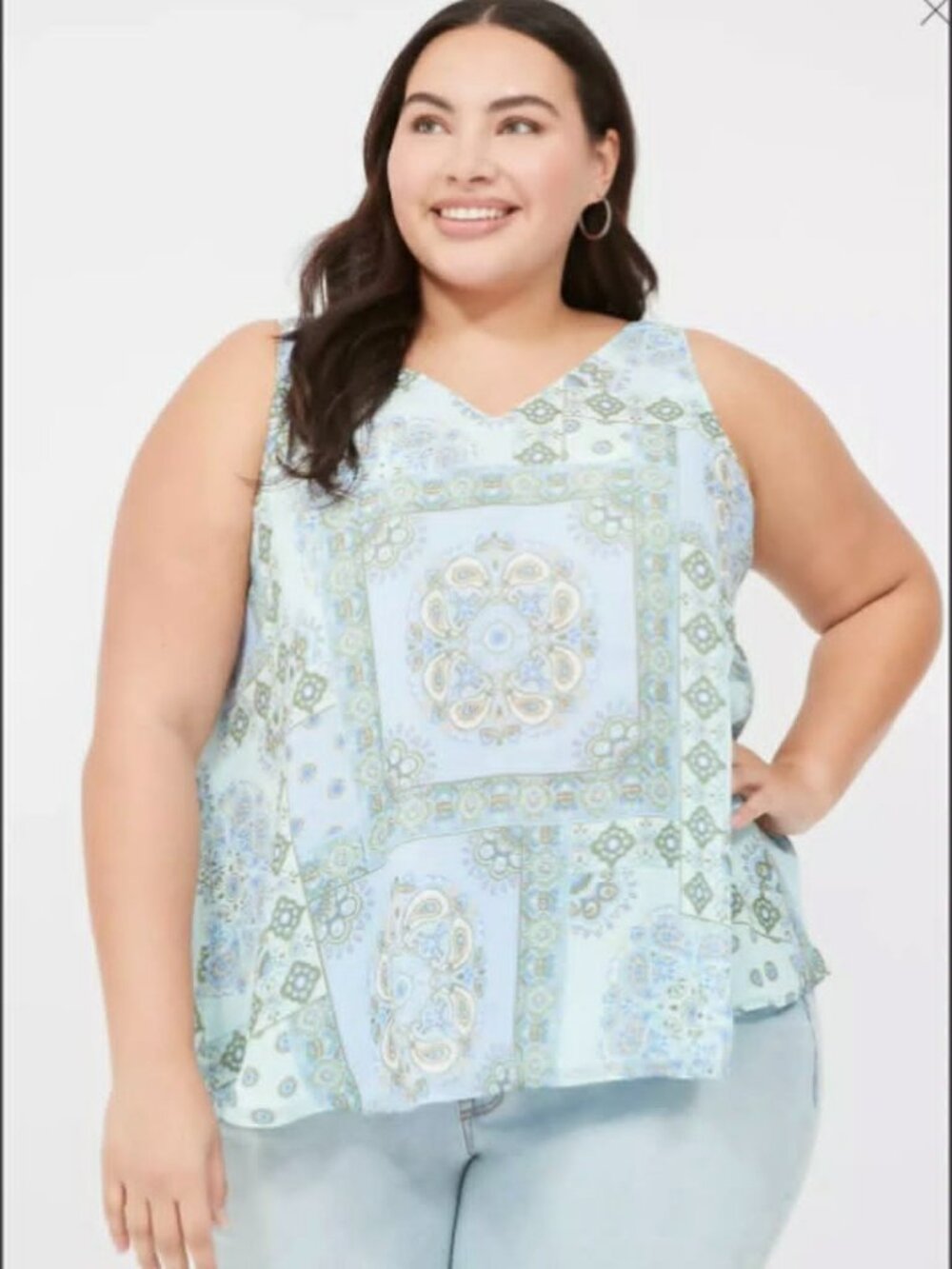 LIGHT BLUE SLEEVELESS SCARF-PRINT BLOUSE